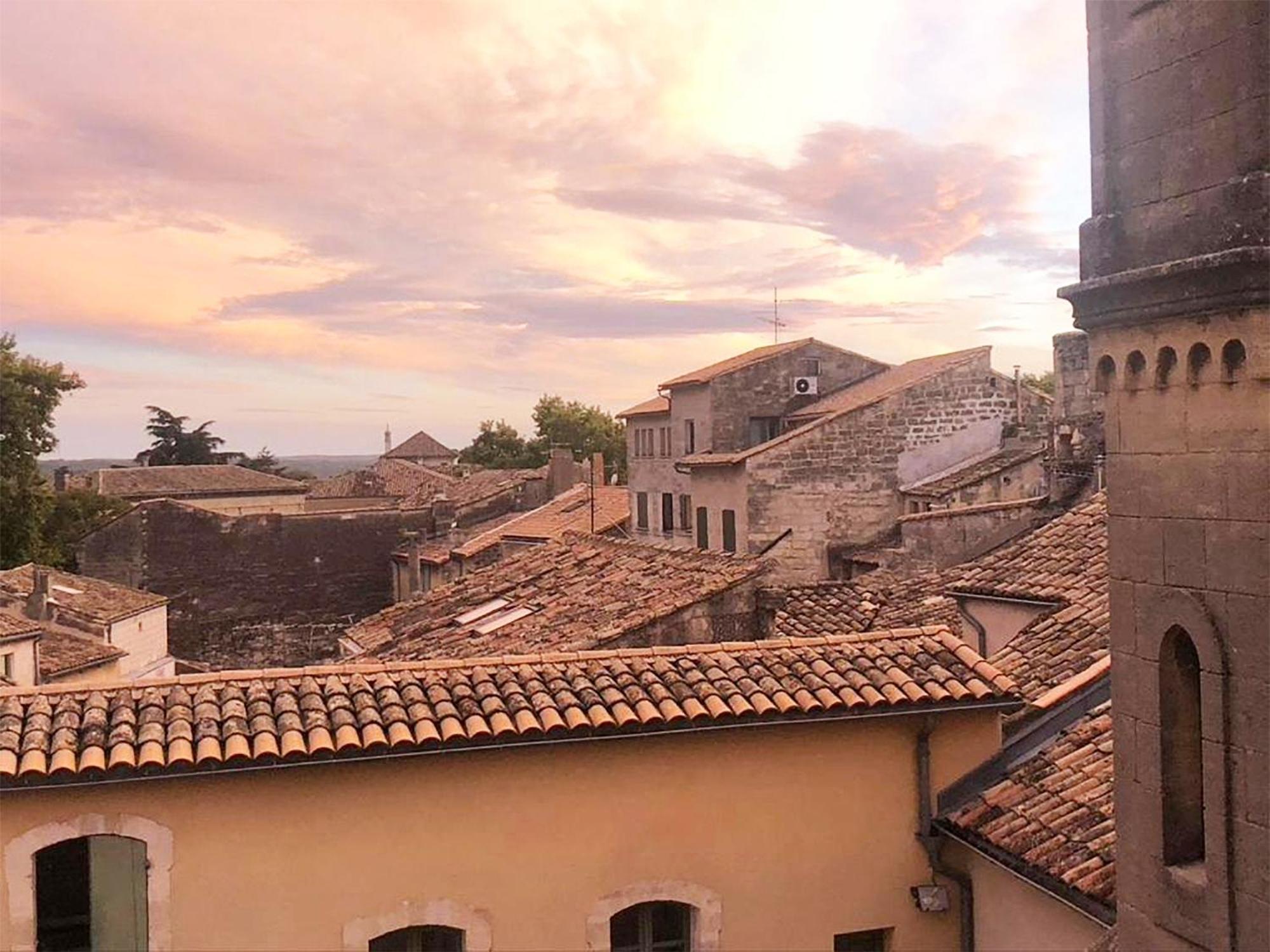 Chambre D'Hote Vue Exepitonnelle 于泽斯 外观 照片