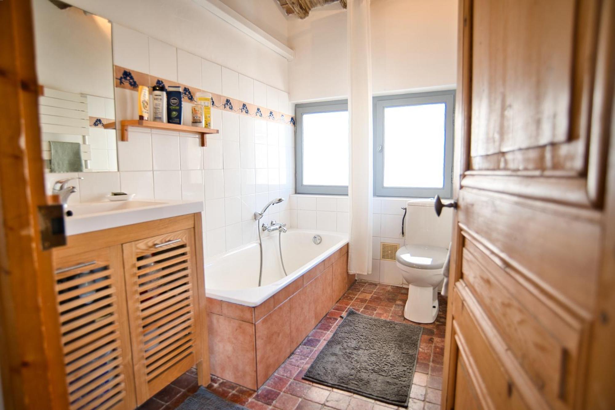 Chambre D'Hote Vue Exepitonnelle 于泽斯 外观 照片